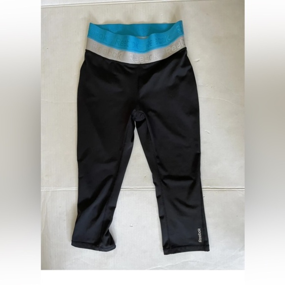 Reebok Womens Capri Black Gym Yoga‎ Workout Pants Size M
